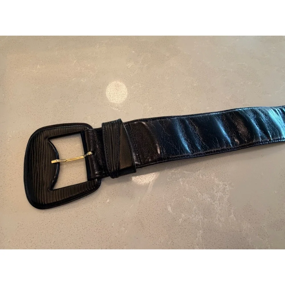 Vintage Liz Claiborne Genuine Leather Wide Black Waist Belt Small Korea 2314